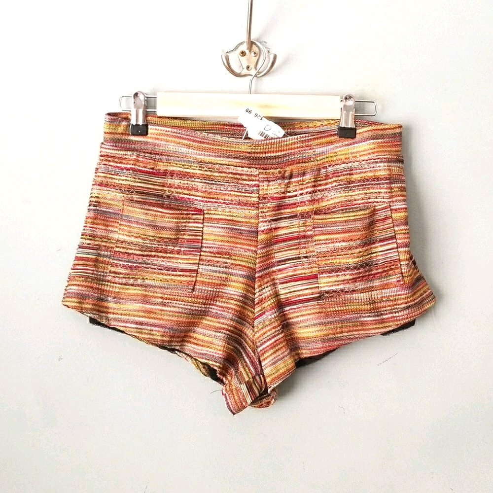 Nwt honey bella shorts 70s hot shorts!!